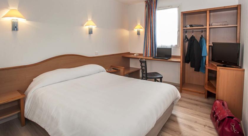 Brit Hotel Essentiel Cahors Nord Szoba fotó